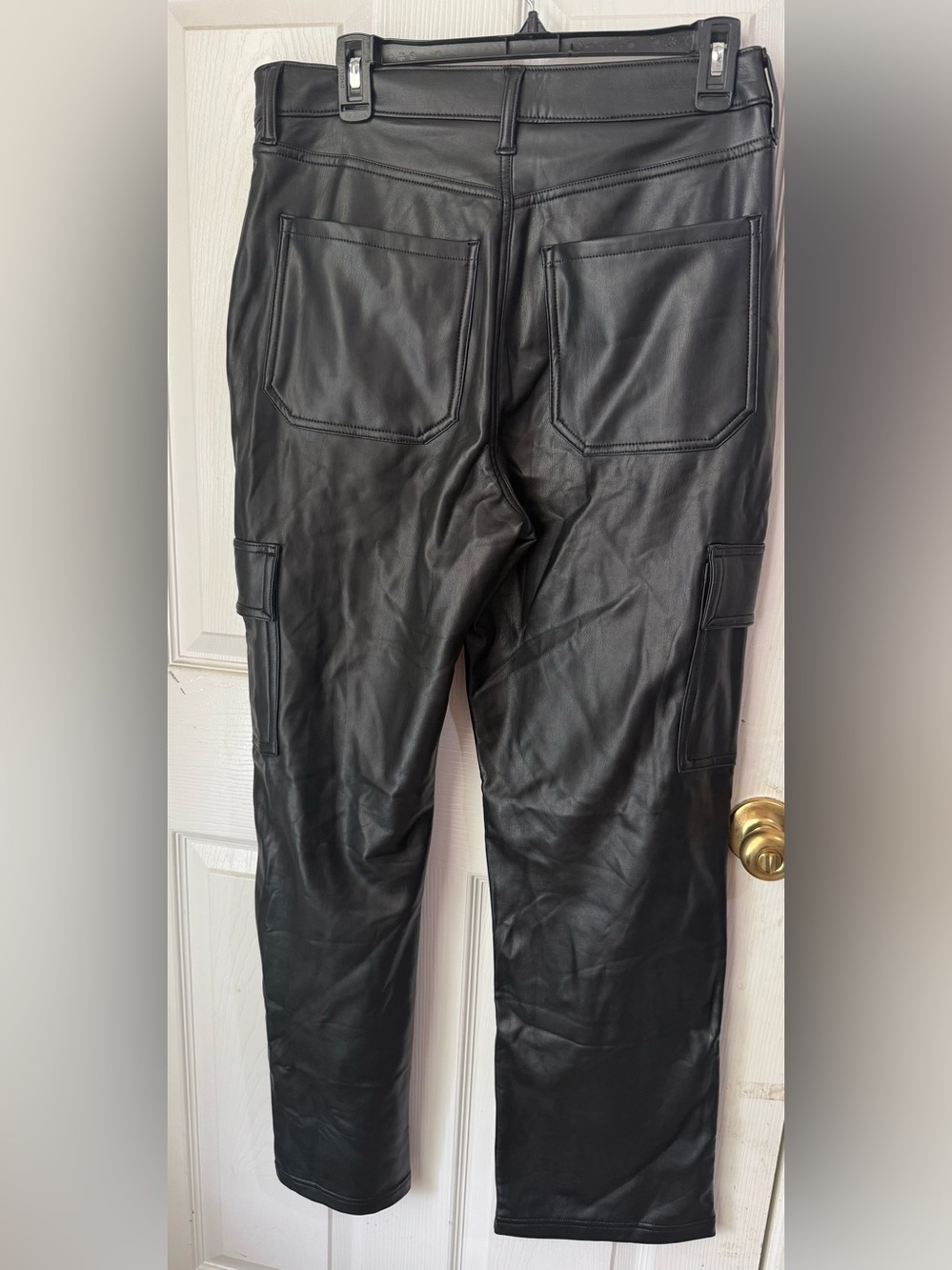 Hollister Ultra High-Rise Vintage Baggy Faux Leather Cargo Pants 11R W30 Black